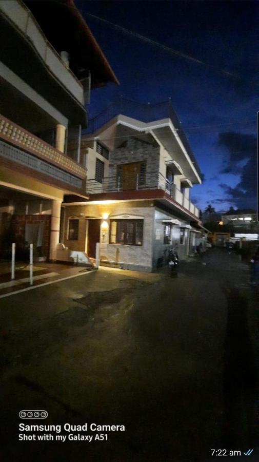 Varam Homestay Madikeri Exterior photo